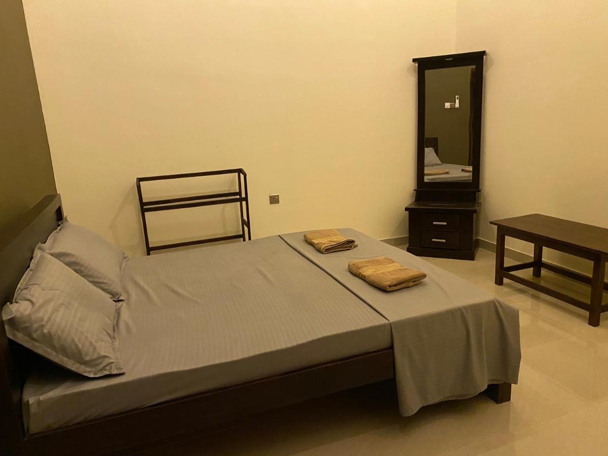 Negombo 146 Homestay Екстериор снимка